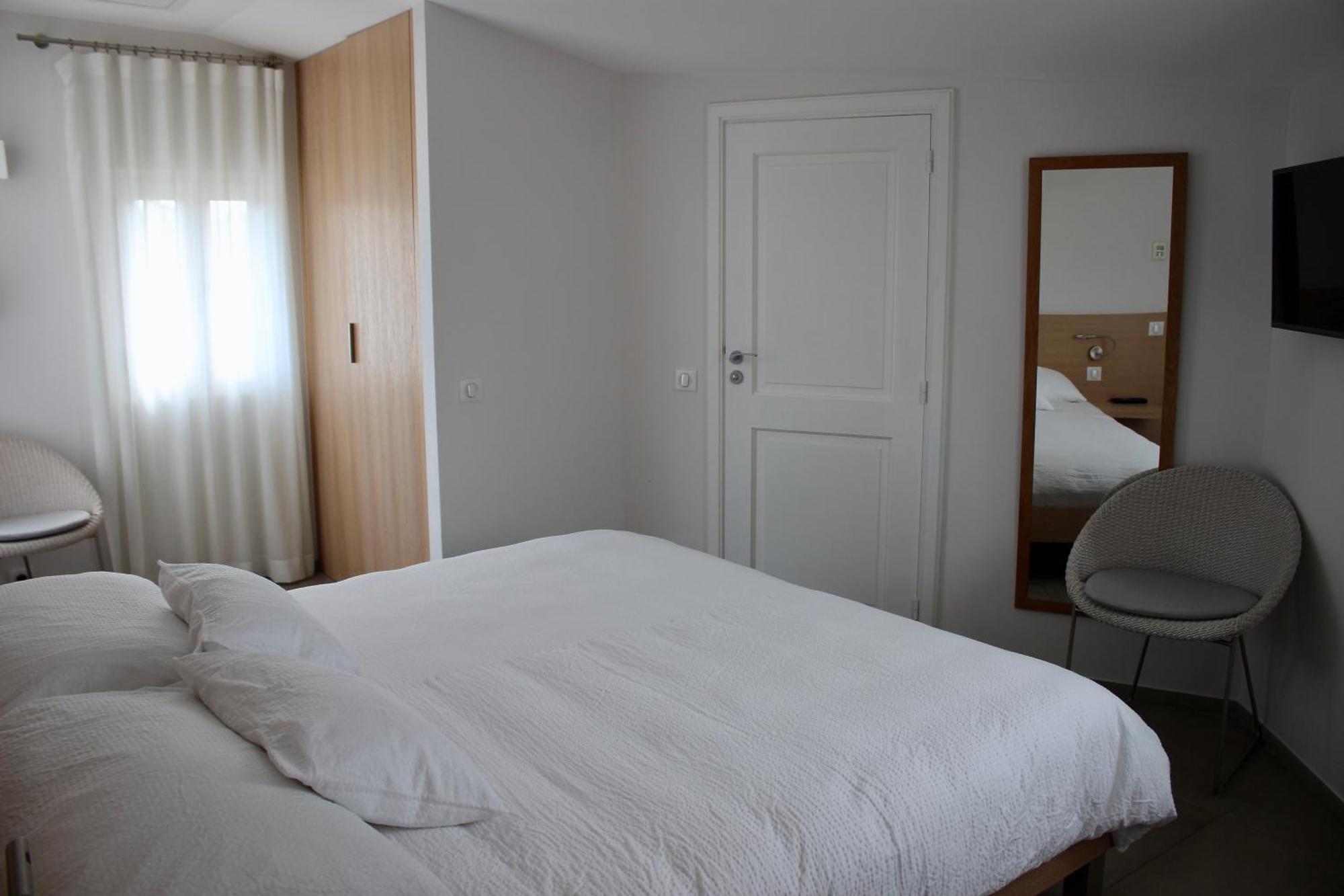 Clos Des Oliviers Grimaud - Meuble De Tourisme Zimmer foto