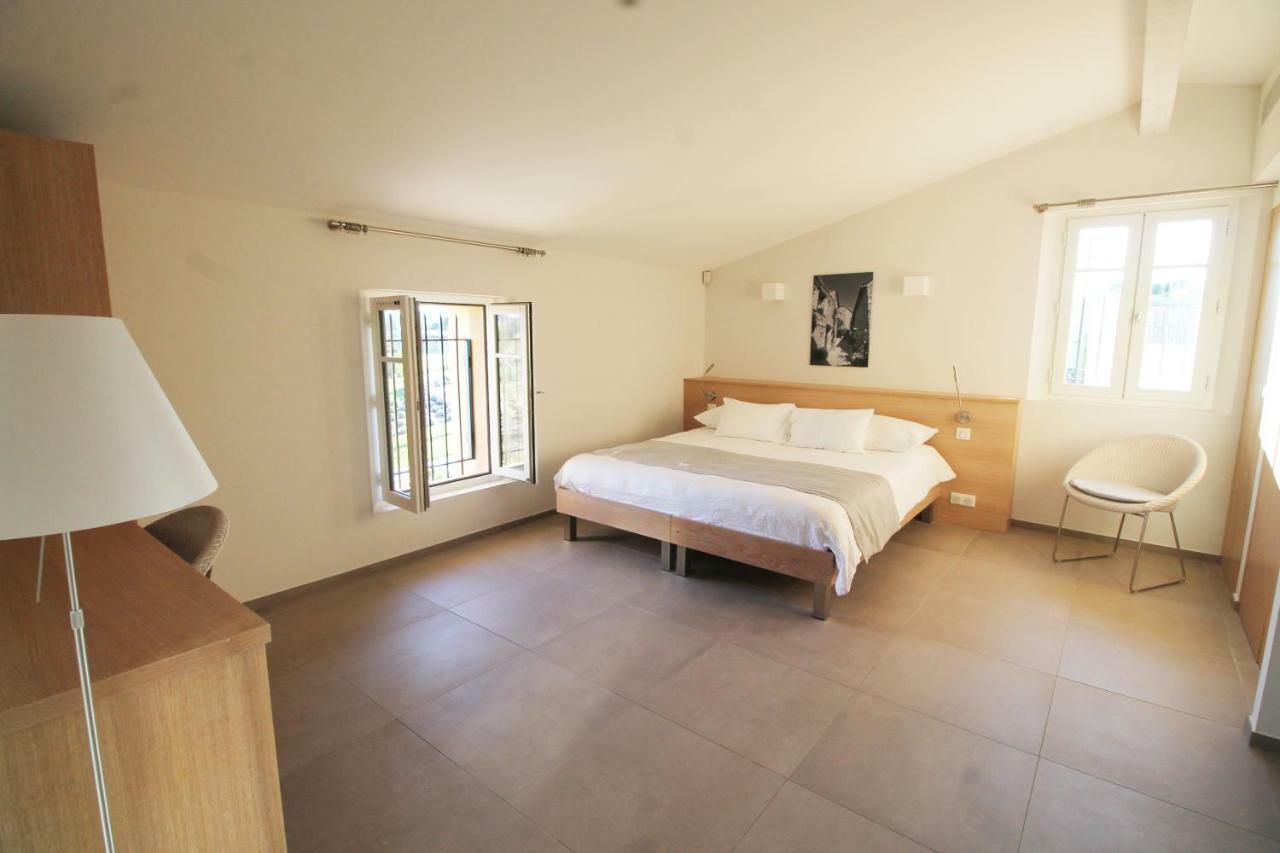 Clos Des Oliviers Grimaud - Meuble De Tourisme Zimmer foto